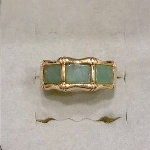 14 k gold jade ring